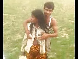 काली लड़की नाइलन के  ...