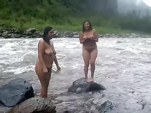 एशियाई वह पुरुष स्ट् ...