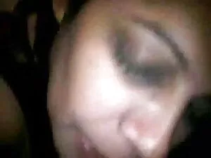 किशोर Squeaks के रूप ...