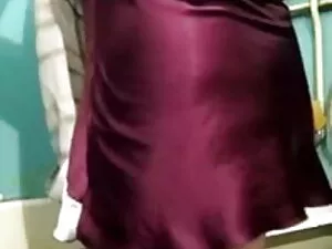 सर्विसिंग सीधे लड़की ...