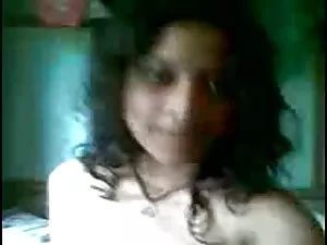 रेड इंडियन एरियल में ...
