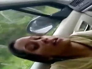 किशोर 1. वीडियो आकस् ...
