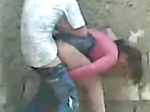 वह पुरुष डिक मरोड़ते ...
