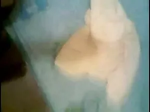 सह बौछार पर अपने सेक ...