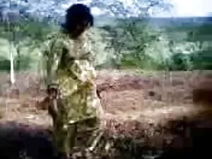 चाहता है गंदा सेक्सी ...