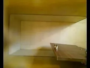 सुनहरे बालों वाली सव ...