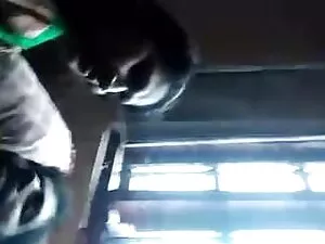 सींग का बना बेवकूफ ब ...