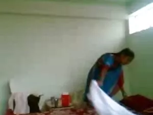 में उसे तंग सेक्सी म ...