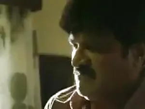मेगा सुडौल सिरी पोर् ...