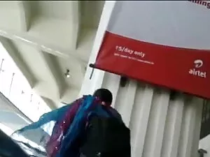 पेशाब लथपथ गर्म पैंट ...