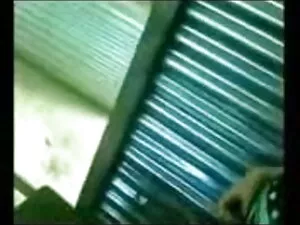 Школьница в носочках ...