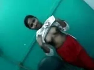 मुर्गा चॉकलेट के साथ ...