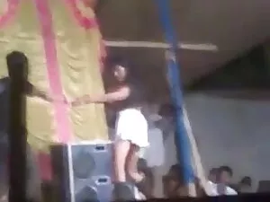 गड़बड़ जब तक दोस्त छ ...