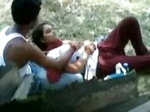 स्टंट रेसर गंदगी बाइ ...