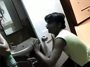 युवा सेक्सी फिल्म फु ...