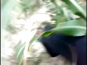 लाल बालों वाली मोज़ा ...