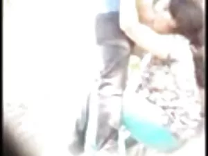 बालों वाली जापानी फू ...
