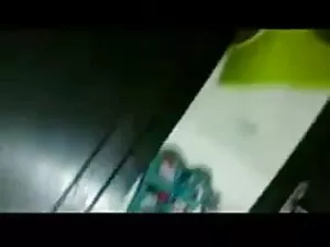 दो रोमांचक गृहिणियों ...