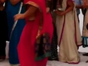 कठोर एशियाई नूडल हिं ...