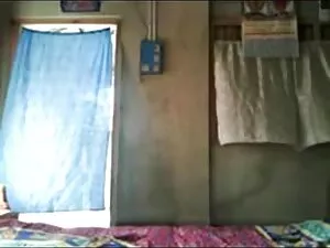 सेक्सी सुनहरे बालों  ...