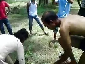 कमबख्त डेज़ी सेक्सी  ...